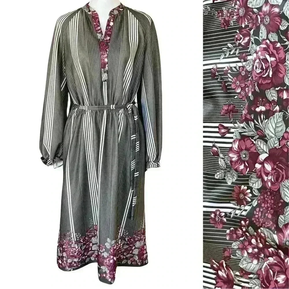 Vintage 70s Bohemian Checkaberry Grey Green Floral Long Sleeve Maxi Dress. Sz L